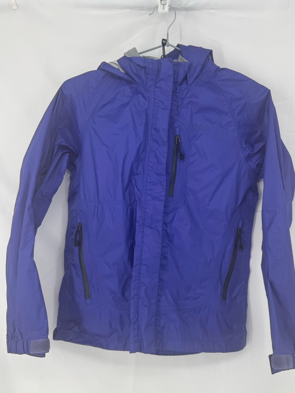 REI Kids Hooded Water Resistant Windbreaker Jacket - Purple EUC 0278